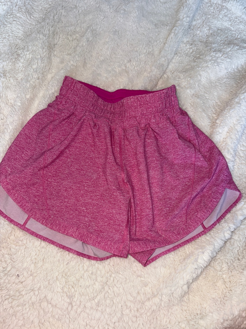 lululemon Tracker 4” lined sz 4